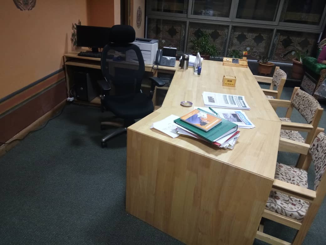 Office furniture made of rubber wood